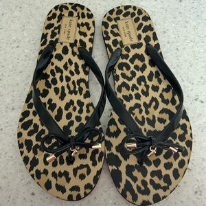 Kate Spade flip flops size 9M NWOT